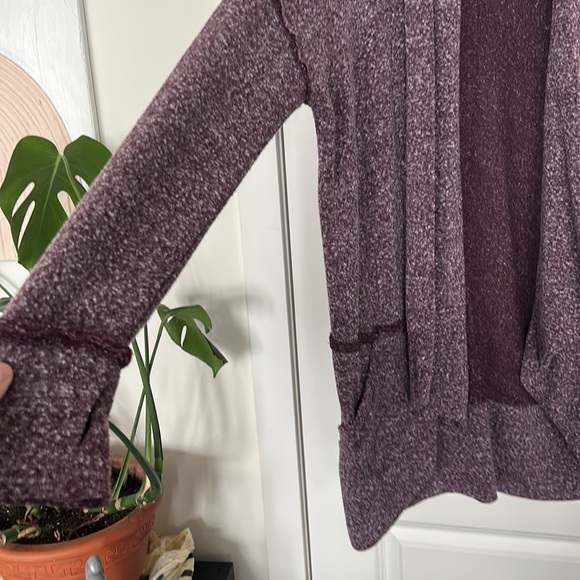 Cardigan - Picture 2 of 4